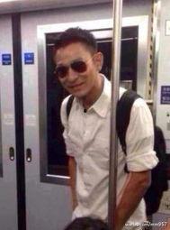 网红地铁刘德华,网红地铁现象背后的故事与启示